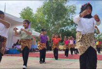 Tari Wonderfull Indonesia dan Tangis Haru Warnai Perpisahan 21 Murid SD 008 Singkep