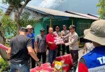 Polsek Senayang dan BPBD Lingga Salurkan Bantuan Sosial kepada Korban Kebakaran di Kelurahan Senayang
