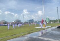 Meski Diguyur Hujan Upacara Peringatan Kemerdekaan Republik Indonesia yang Ke 80 Berjalan hikmad